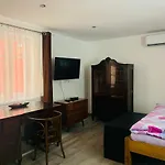 Summer House Apartment